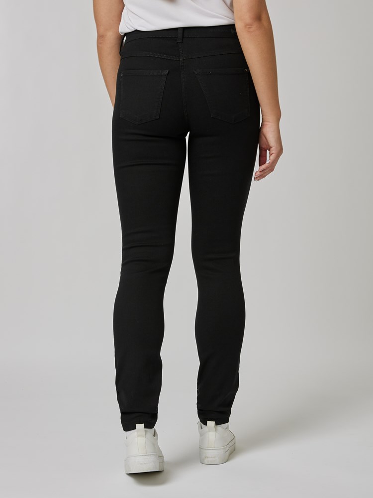 Dream Skinny 4052683601506 22_800_Dream Skinny 800.jpg_