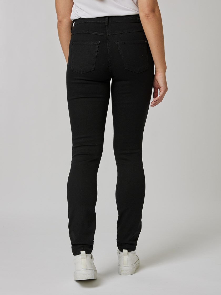 7236523 800 4052683601506 22_800_Dream Skinny 800.jpg_