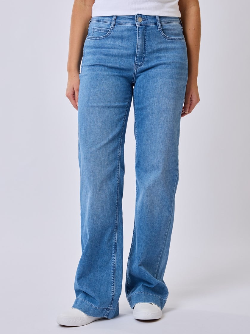7253436 O68 4067374338746 16_Wide jeans O68.jpg_