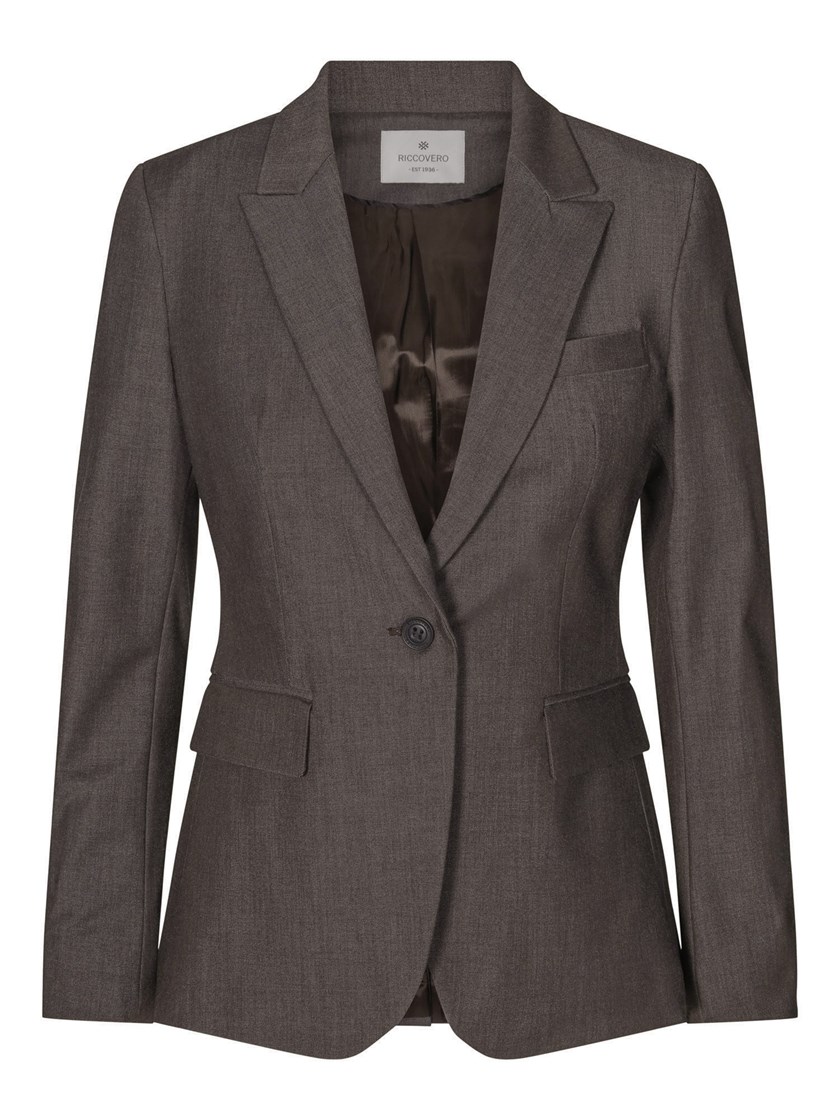 7253935 AIU 5ae94dac-05a1-494f-b7fd-49de2c9c76c6_AIU_Beth Blazer AIU.jpg_