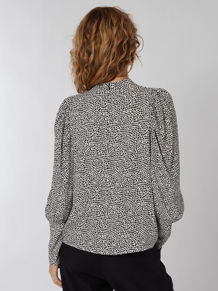 Ana bluse 7051643597139 35_Ana bluse I2V.jpg_