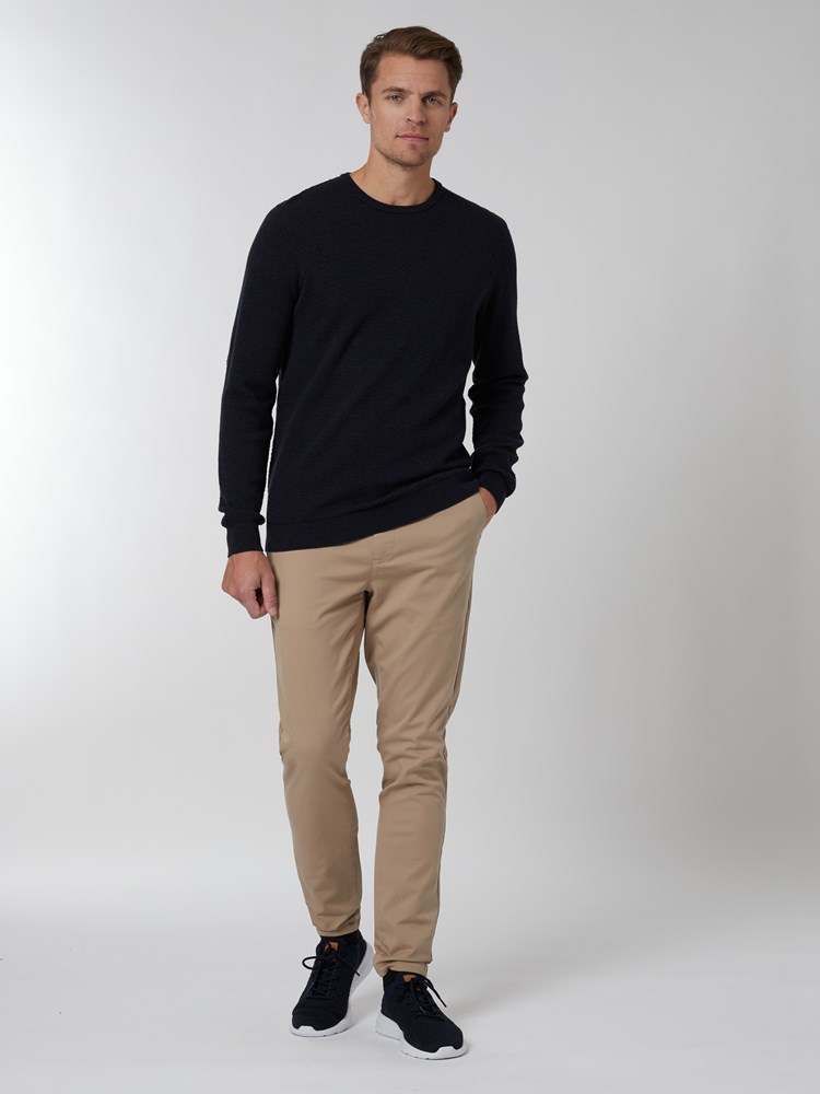 Aron chinos 7051643637385 4_Aron chinos ADX 7507707.jpg_