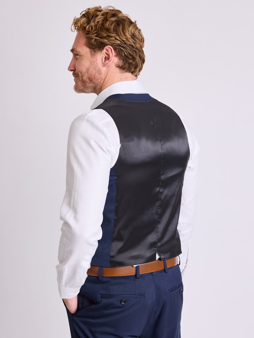 7503046 EM1 7051643992217 18_Donato Dario vest EM1.jpg_