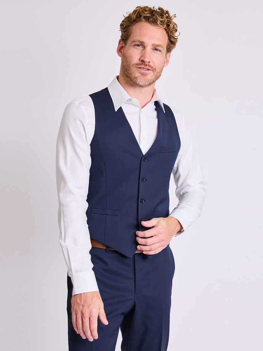 7503046 EM1 7051643992217 9_EM1_Donato Dario vest EM1.jpg_