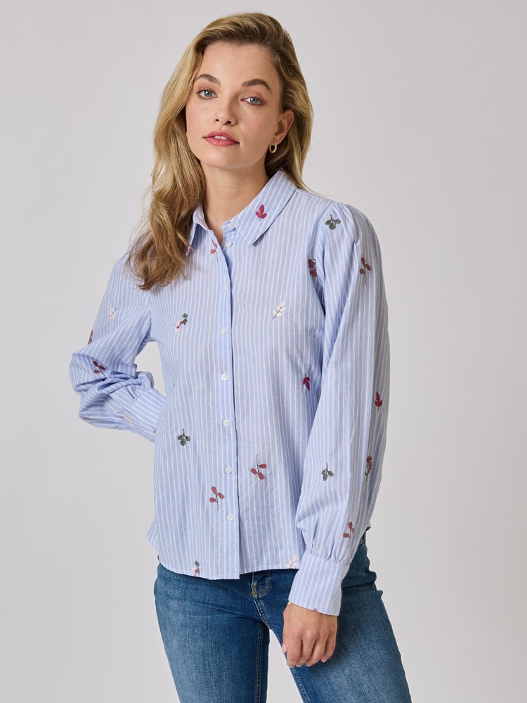 Erle brodert skjorte 7051644829512 11_Erle brodert skjorte E8O_Erle brodert skjorte E8O 7509160.jpg_