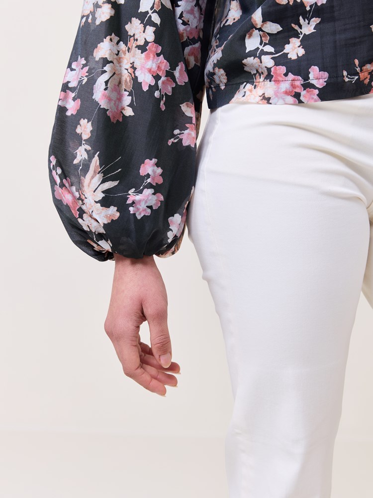 Estefani bluse 7051645069276 38_ID2_Estefani bluse ID2_Estefani bluse ID2 7511024.jpg_