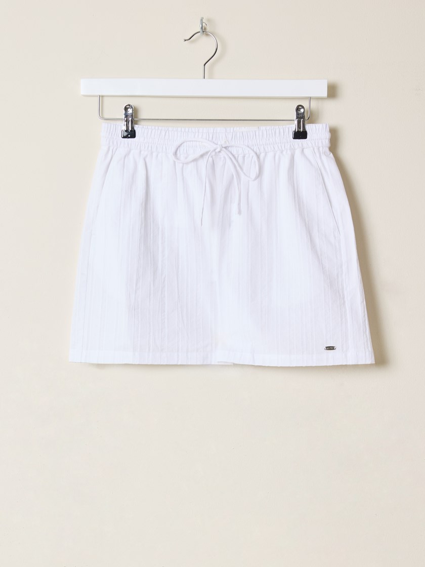 7511130 O68 7051645202451_Mira shorts O68.jpg_