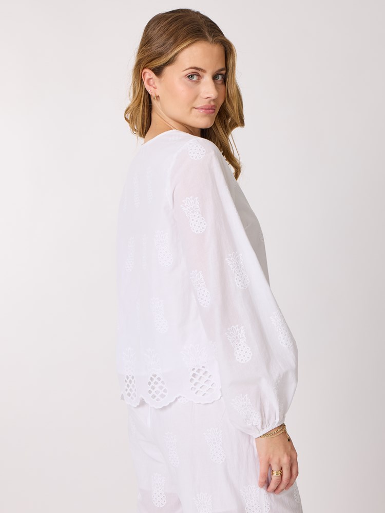 Barbuda bluse 7051645208309 18_O68_Barbuda bluse O68_Barbuda bluse O68 7511300.jpg_