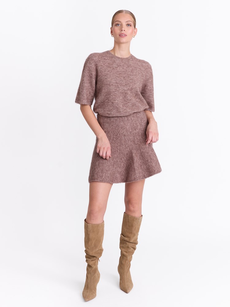 Chloe genser 7051645258748 11_AHG_Chloe genser AHG_Chloe genser AHG 7512745.jpg_