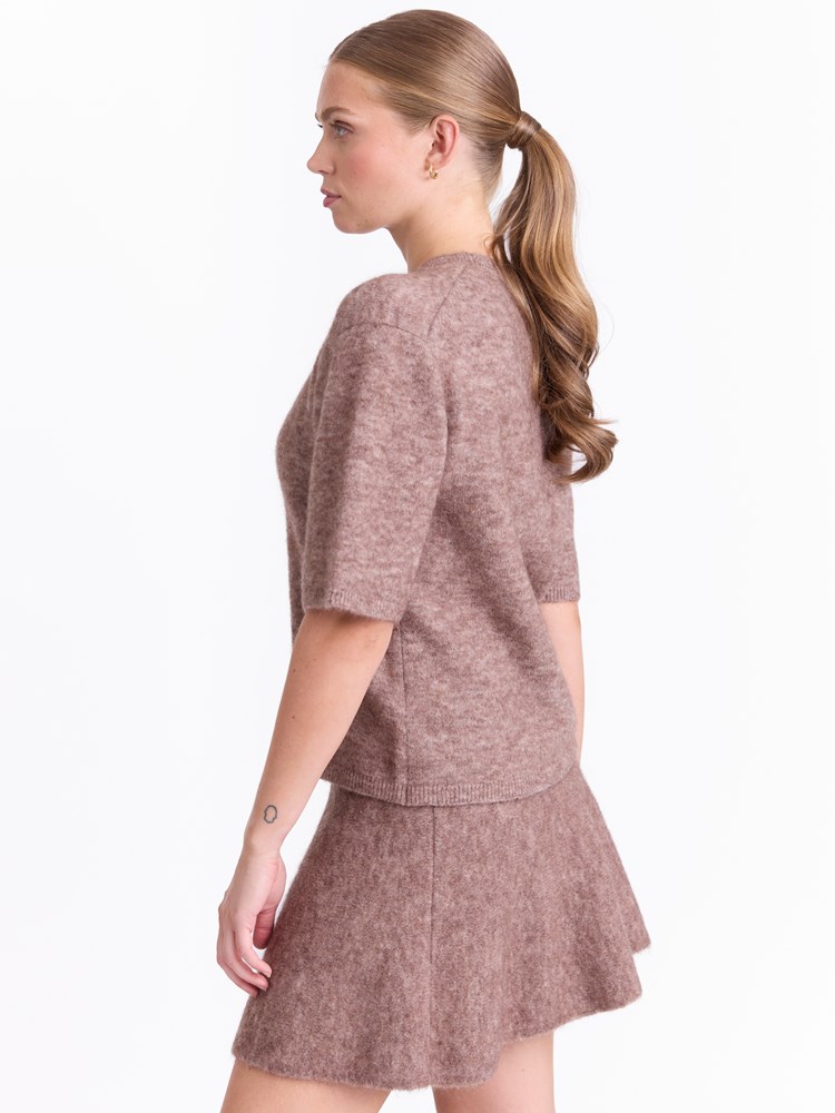 Chloe genser 7051645258748 5_AHG_Chloe genser AHG.jpg_