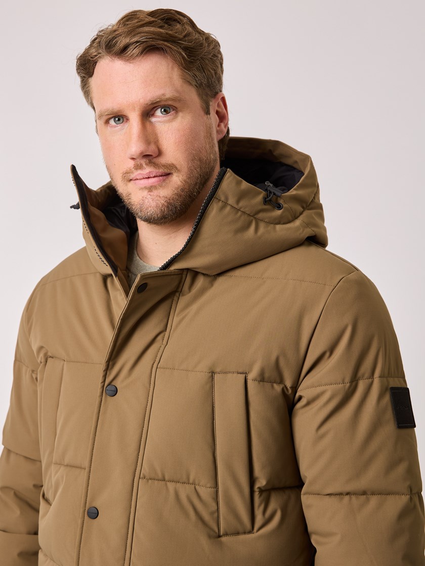 7512686 I7D 7051645373106 26_Jimi parkas I7D.jpg_