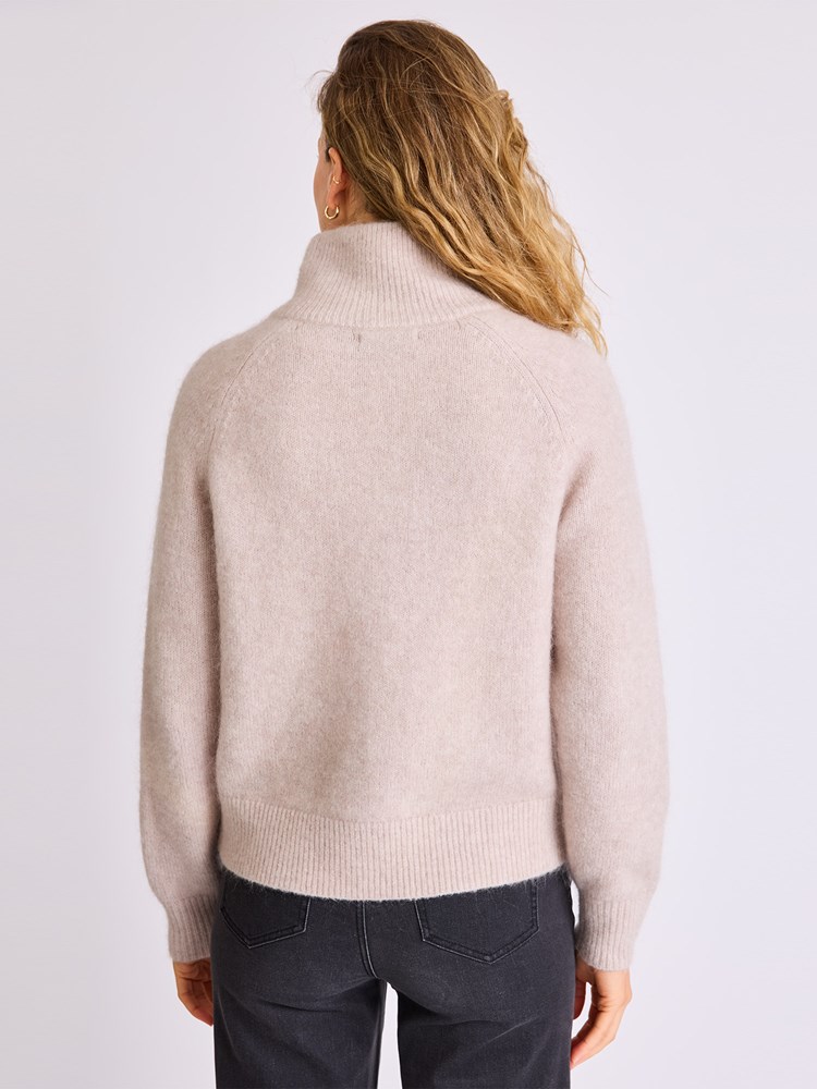 Carmela cardigan 7051645467683 10_AO9_Carmela cardigan AO9_Carmela cardigan AO9 7514283.jpg_