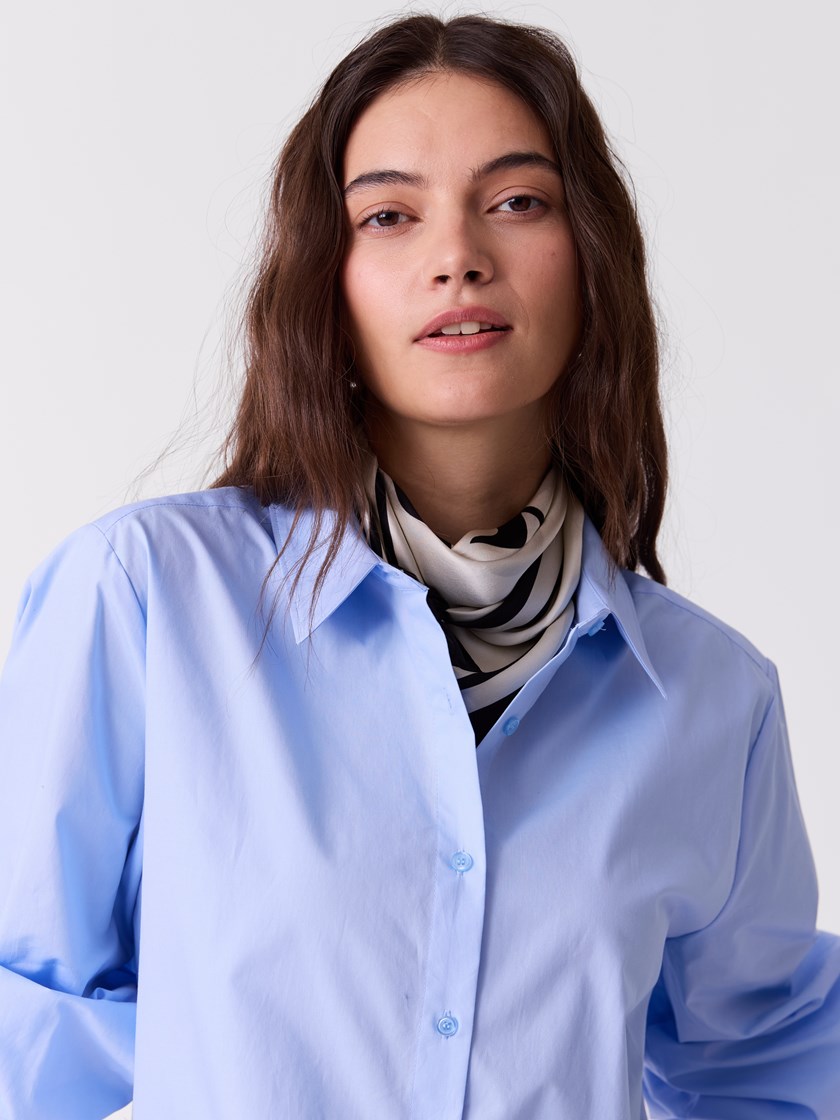 7515429 O79 7051645591456 3_O79_Belice silkeskjerf O79.jpg_