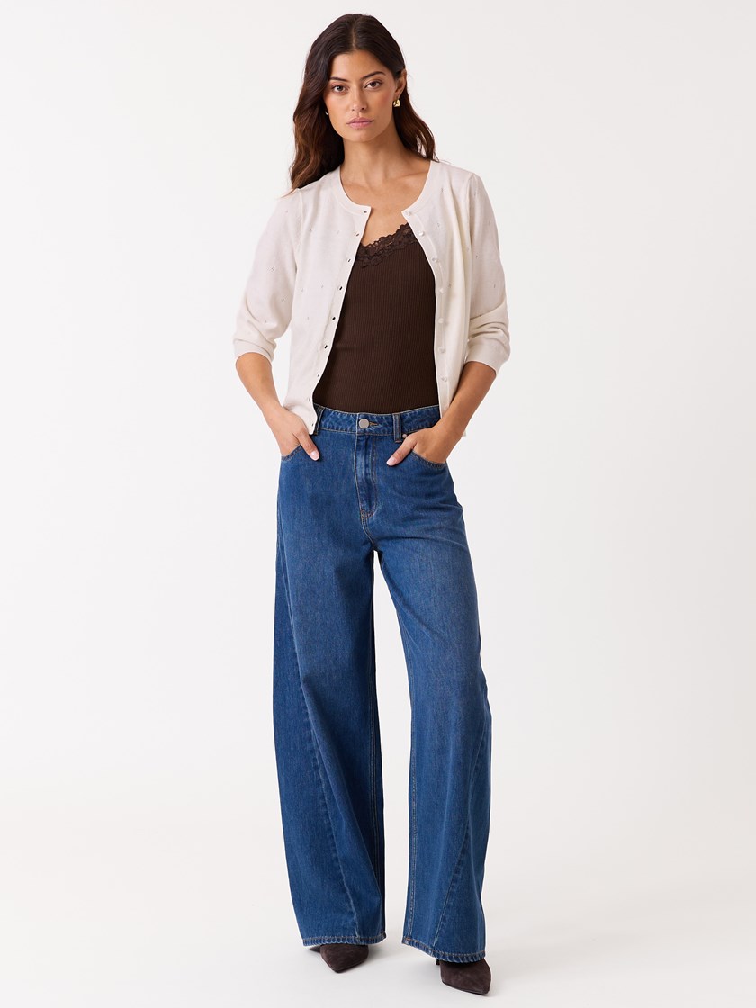 7516110 O79 7051645780188 1_O79_Hanneli cardigan O79.jpg_