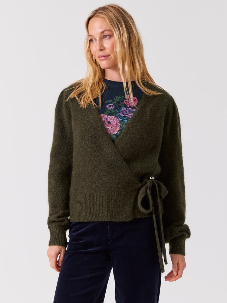 Celine omslagsjakke 7051645787712 13_Celine omslagsjakke GUC.jpg_