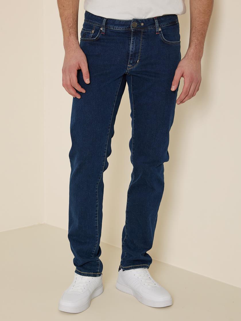 Leroy Compact Jeans D05