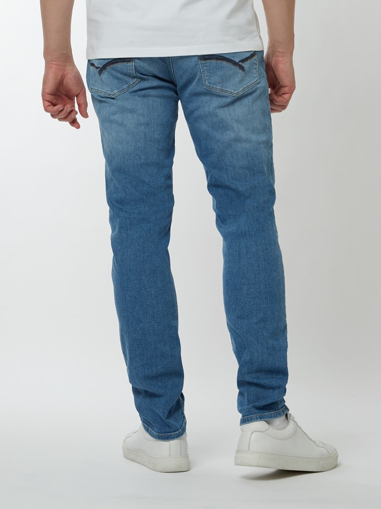 SLIM WILL BLUE STRETCH 7235638_DAD-HENRYCHOICE-NOS-Modell-back_28602.jpg_SLIM WILL BLUE STRETCH DAD 7235638.jpg_Back||Back