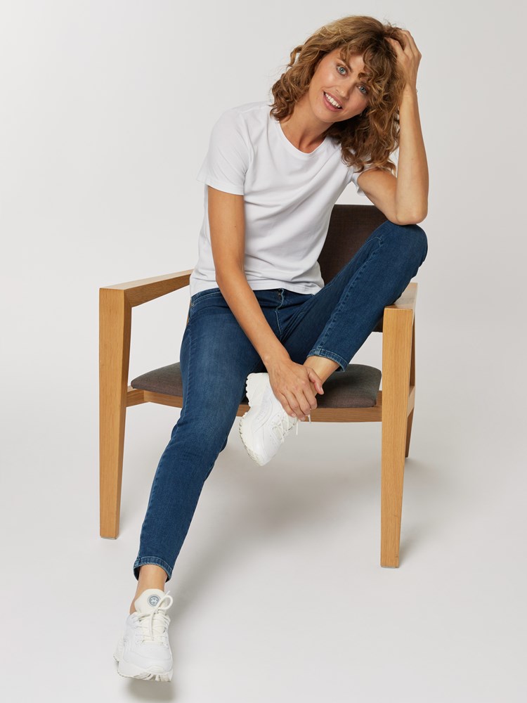 Sophia Cropped Jeans 7241857_DAB-VAVITE-NOS-Modell-Front_chn=vic_58821_Sophia Cropped Jeans DAB_Sophia Cropped Jeans DAB 7241857.jpg_Front||Front