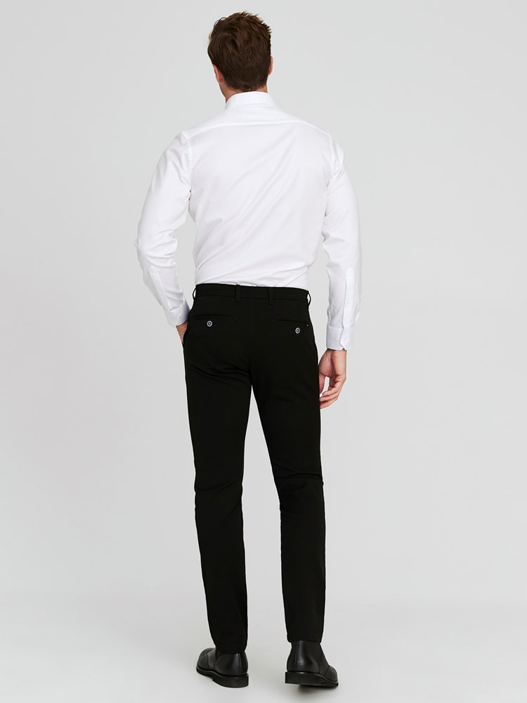 Brad Stretch Chino 7244095_C18-JEANPAUL-A20-Modell-back_43468_Brad Stretch Chino C18.jpg_Back||Back
