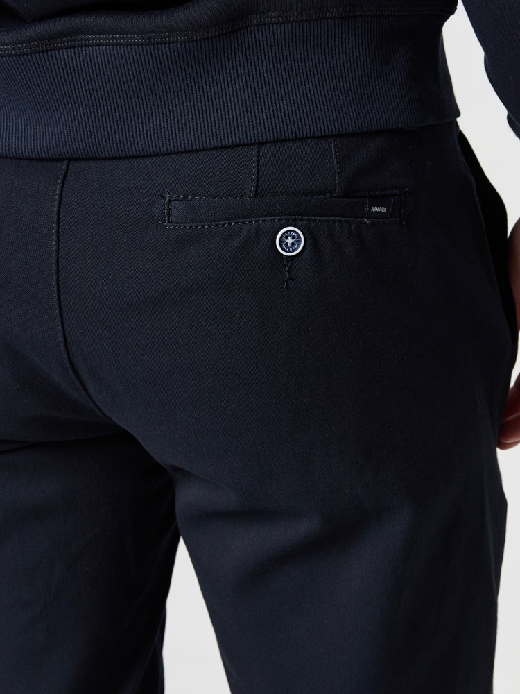 Brad Stretch Chino 7244095_EM6-JEANPAUL-NOS-Modell-back_58338_Brad Stretch Chino EM6.jpg_Back||Back