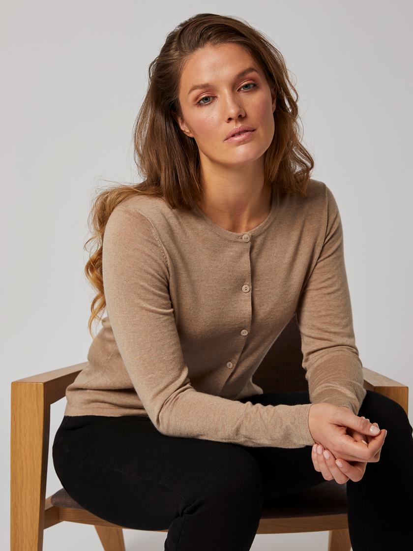 Susanne Cardigan P15