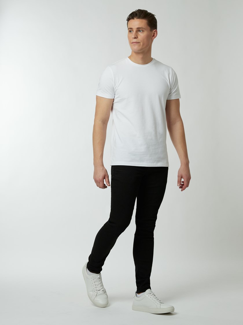 7244834 D03 7244834_D03-HENRYCHOICE-NOS-Modell-front_51189.jpg_Skinny Stan Blk. Super Stretch Jeans D03.jpg_Front||Front