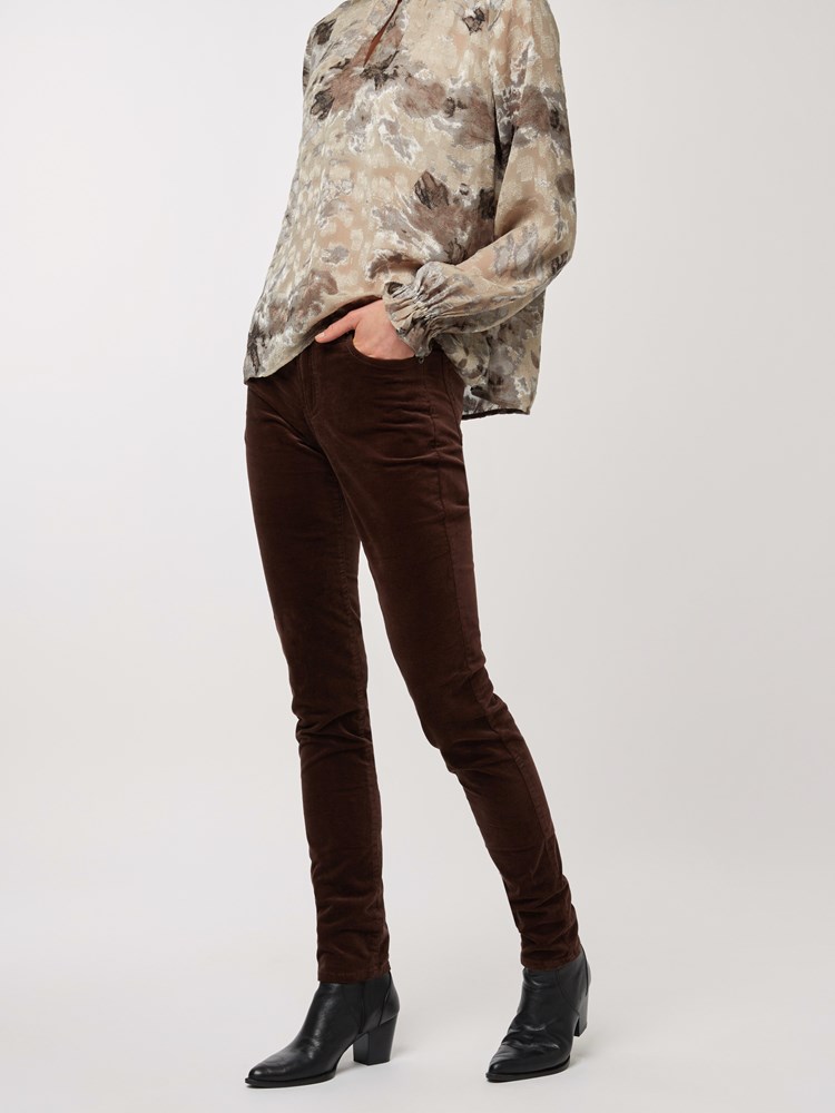 Tille jeans 7245357_612-IN WEAR-A21-Modell-Left_chn=vic_47190_Tille jeans 612_Tille jeans 612 7245357.jpg_Left||Left