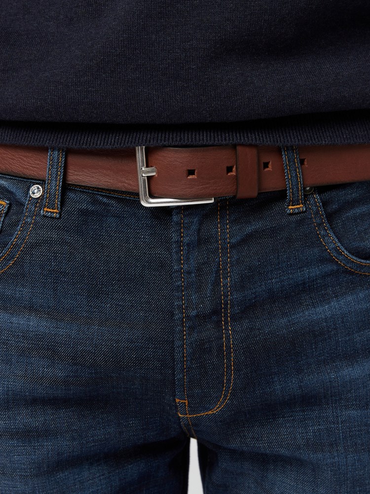 Ribe skinnbelte 7245738_600-SADDLER-NOS-Modell-Front_chn=vic_41590_Ribe skinnbelte 600 7245738.jpg_Front||Front
