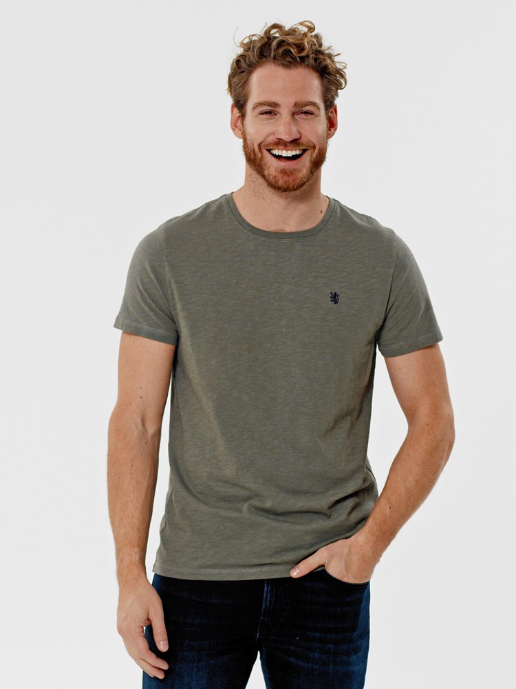 Ford T-skjorte 7246180_GMR-Redford-S21-Modell-Front.jpg_Front||Front