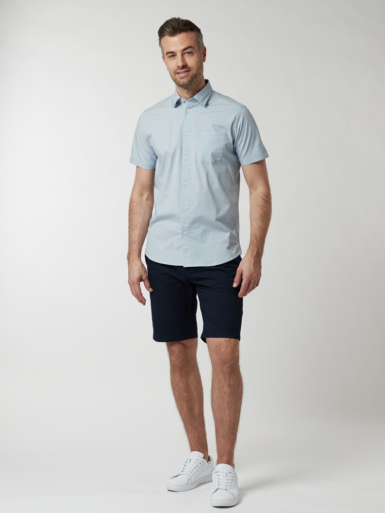 MICHAEL SKJORTE 7246936_E8P-MRCAPUCHIN-H21-Modell-Front_chn=vic_22321.jpg_Front||Front