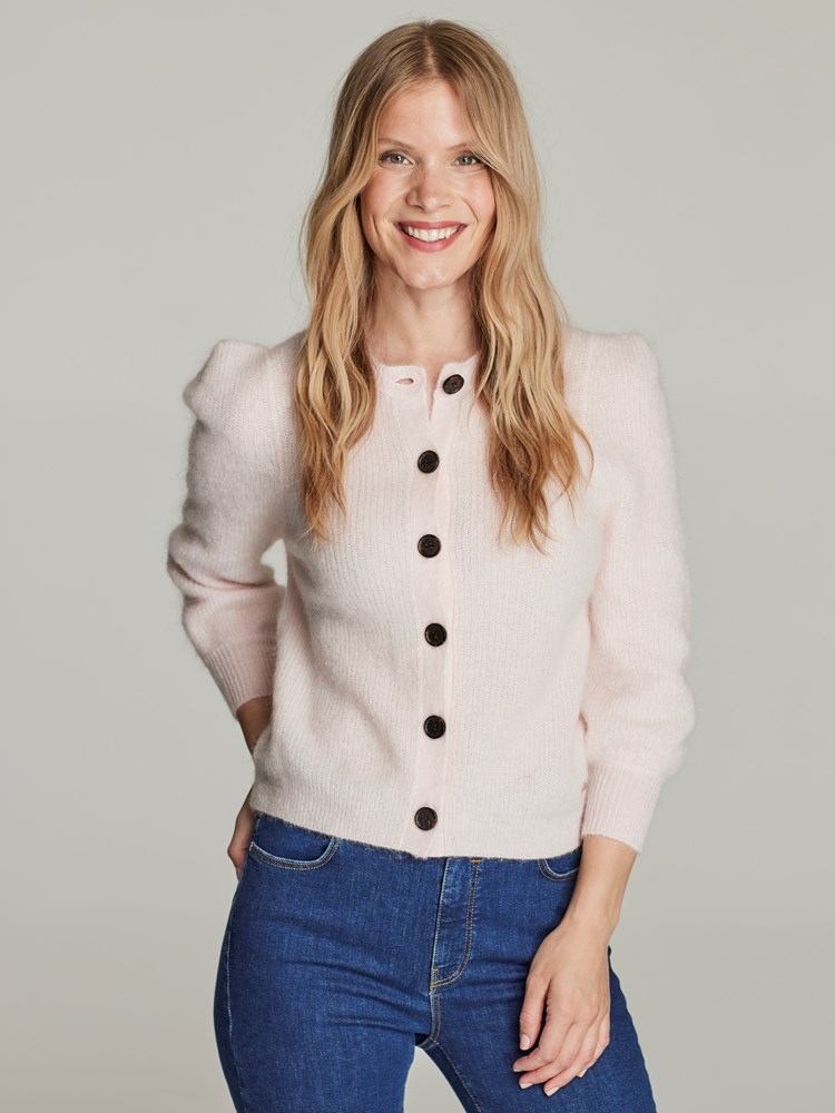 Dolores cardigan 7248611_MGU-JEANPAULFEMME-S22-Modell-front_70108_Dolores cardigan MGU_Dolores cardigan MGU 7248611.jpg_Front||Front
