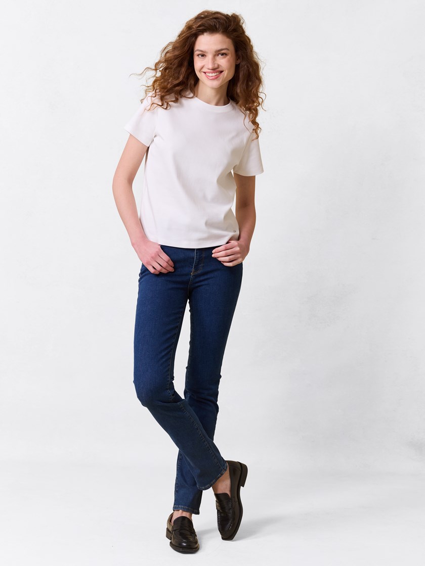 7248979 DAA 7248979_DAA-JEANPAUL-NOS-Modell-Front_9626_Ine straight jeans DAA.jpg_