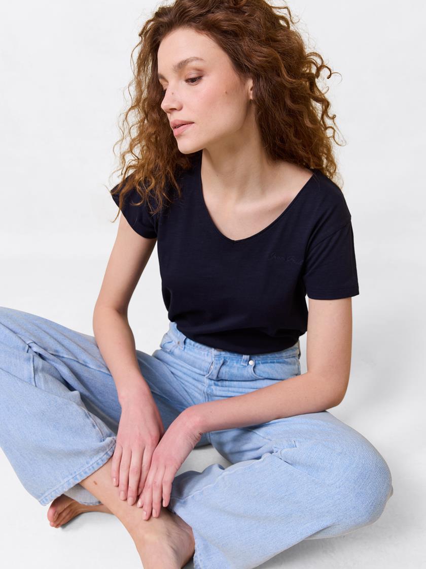 Agnais t-skjorte EM6