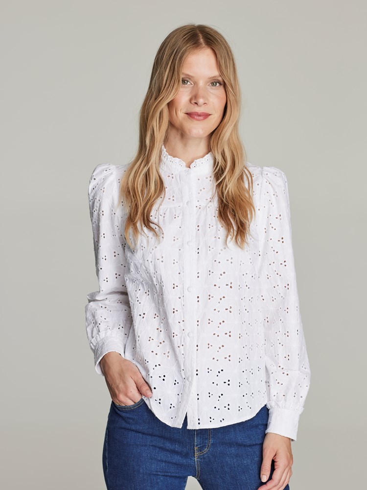Elenore bluse 7249136_O68-JEANPAULFEMME-S22-Modell-front_29711_Elenore bluse O68_Elenore bluse O68 7249136.jpg_Front||Front