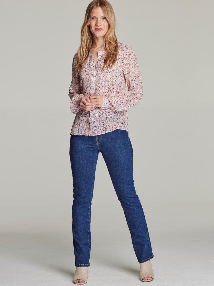 Sonia bluse 7249225_MOA-JEANPAULFEMME-S22-Modell-front_69449_Sonia bluse MOA_Sonia bluse MOA 7249225.jpg_Front||Front