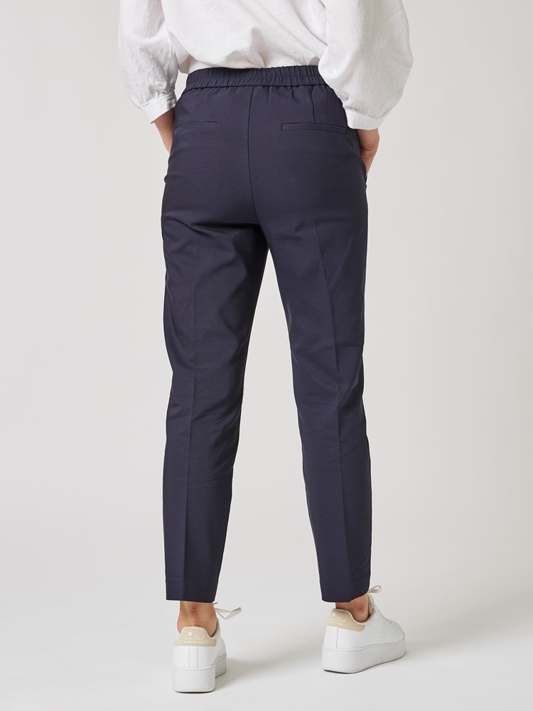Zella pant 7249234_EM6-IN WEAR-S23-Modell-Back_chn=vic_1877_Zella pant EM6_Zella pant EM6 7249234.jpg_Back||Back