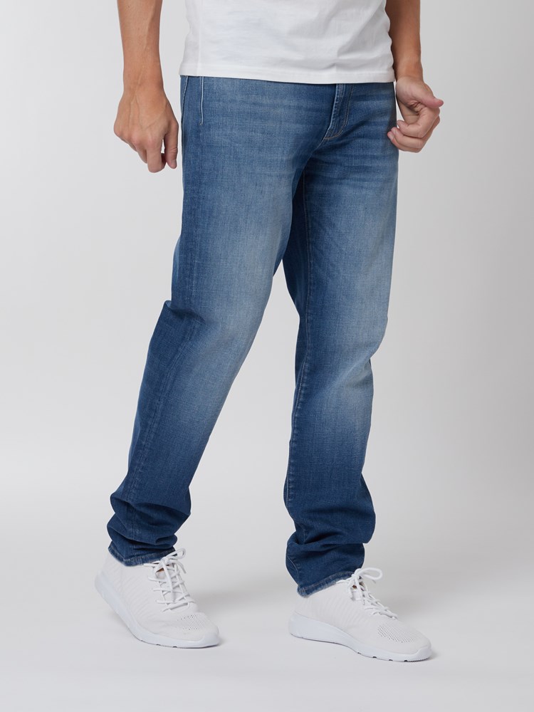 Regular Ralph blues jeans 7249288_D06-HENRYCHOICE-S22-Modell-Front_chn=vic_5258_Regular Ralph blues jeans D06_Regular Ralph blues jeans D06 7249288.jpg_Front||Front
