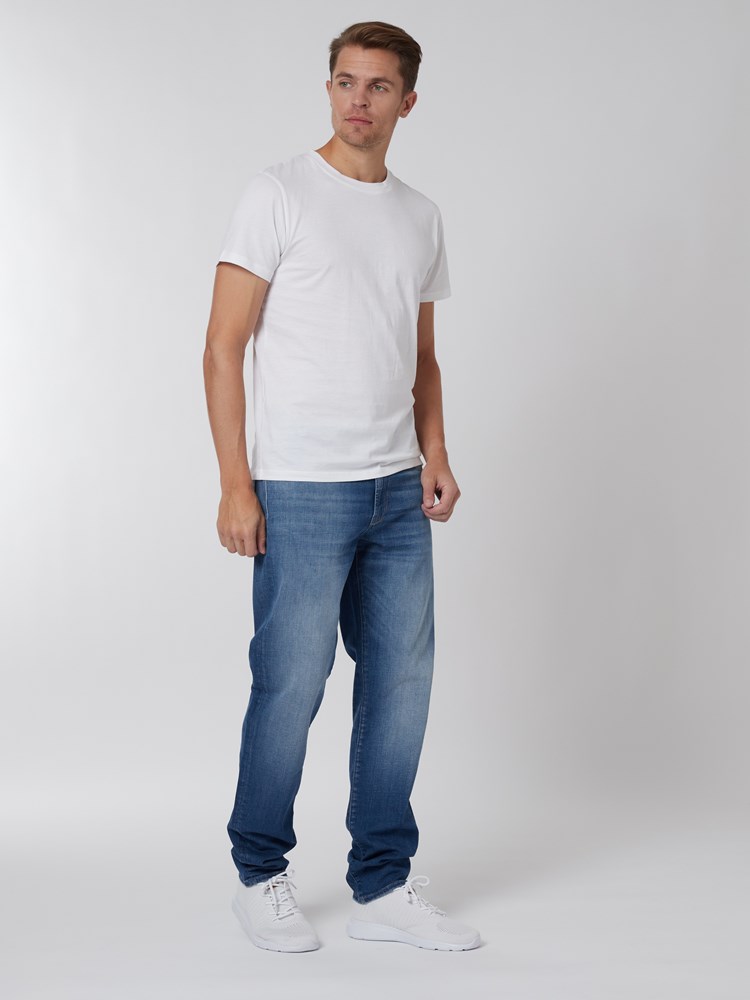 Regular Ralph blues jeans 7249288_D06-HENRYCHOICE-S22-Modell-Front_chn=vic_8946_Regular Ralph blues jeans D06.jpg_Front||Front