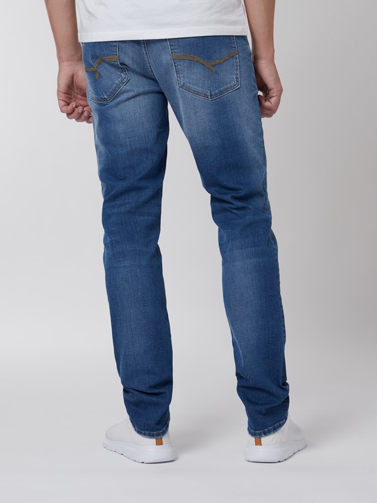 Slim Bill vintage jeans 7249291_DAD-HENRYCHOICE-S22-Modell-Back_chn=vic_1225_Slim Bill vintage jeans DAD.jpg_Back||Back