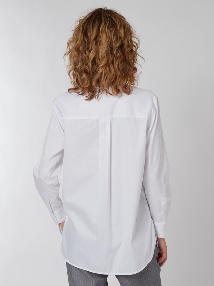 Kris storskjorte 7249417_O68-BLU-S22-Modell-Back_chn=vic_3859_Kris storskjorte O68 7249417.jpg_Back||Back
