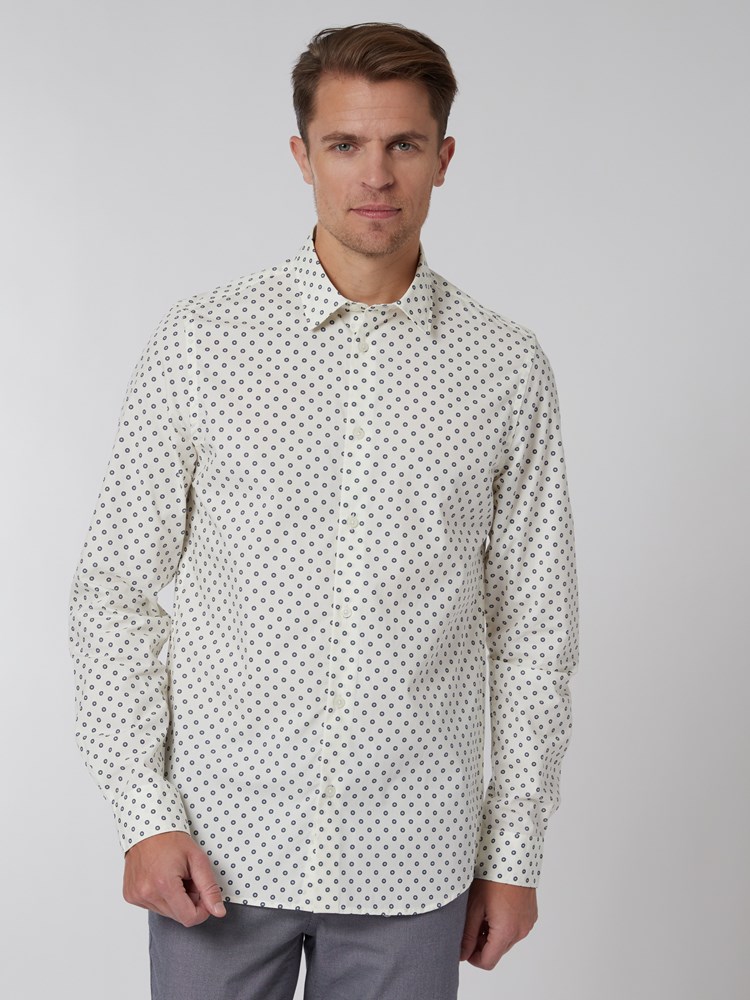 Franco printet skjorte 7249438_O62-MRCAPUCHIN-S22-Modell-Front_chn=vic_1880_Franco printet skjorte O62.jpg_Front||Front