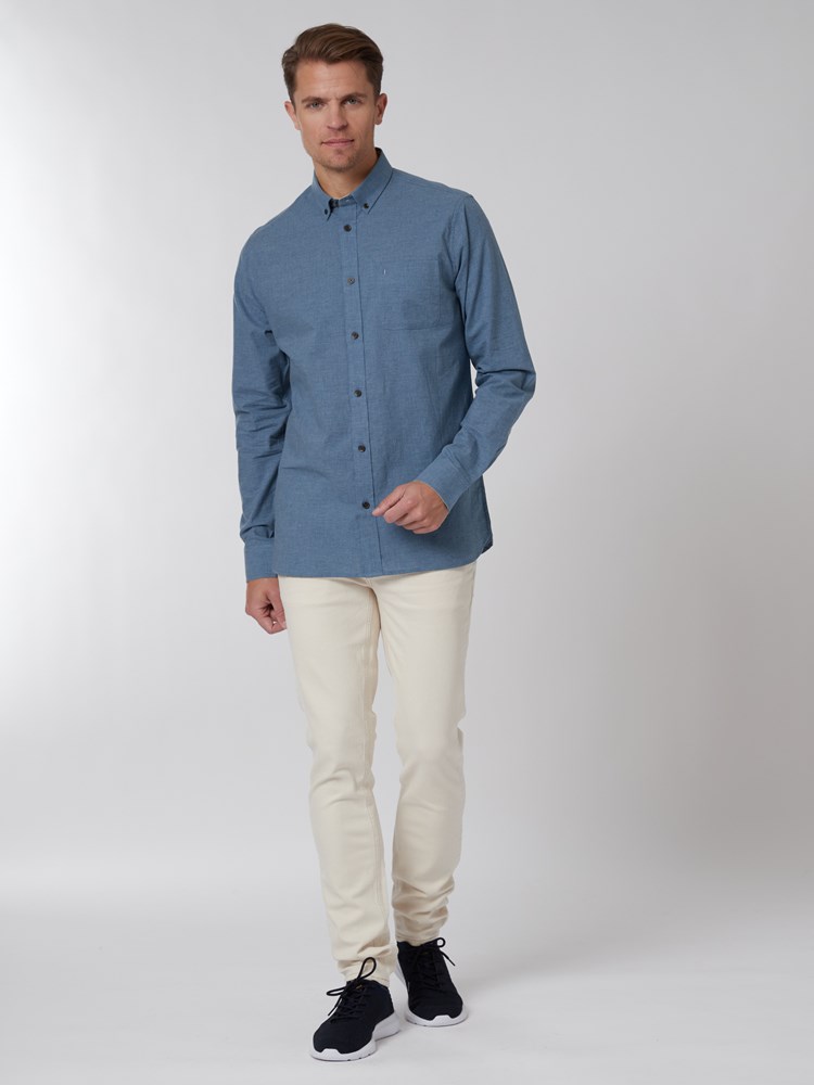 Calor Skjorte 7249443_EPF-MRCAPUCHIN-S22-Modell-Front_chn=vic_554_Calor Skjorte EPF.jpg_Front||Front