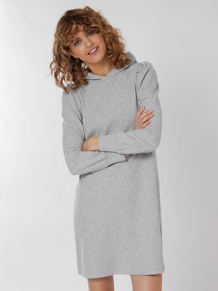 Tilde kjole 7249465_IEI-MELL-S22-Modell-Front_chn=vic_9011_Tilde kjole IEI_Tilde kjole IEI 7249465.jpg_Front||Front