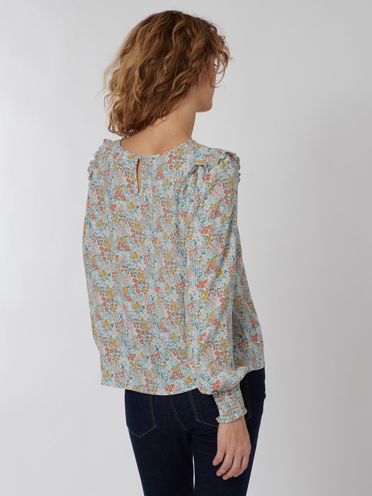 Daisy bluse 7249471_GIX-MELL-S22-Modell-Back_chn=vic_4468_Daisy bluse GIX_Daisy bluse GIX 7249471.jpg_Back||Back