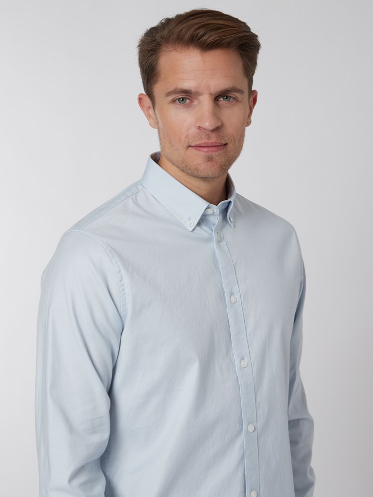 Logan skjorte 7249529_EO1-VESB-S22-Modell-Front_chn=vic_5871_Logan skjorte EO1 7249529.jpg_Front||Front
