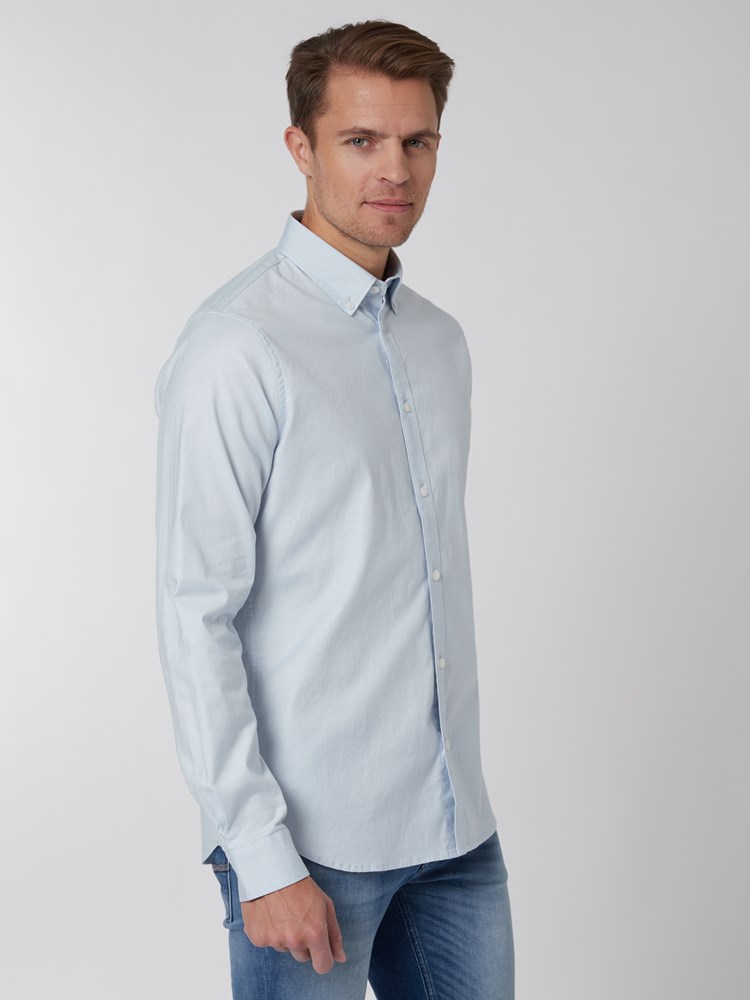 Logan skjorte 7249529_EO1-VESB-S22-Modell-Left_chn=vic_7273_Logan skjorte EO1 7249529.jpg_Left||Left