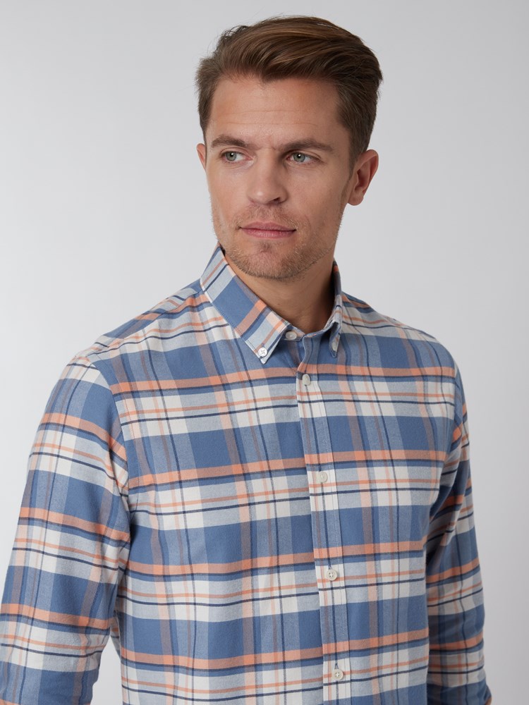 Andrew rutet skjorte 7249530_MMR-VESB-S22-Modell-Left_chn=vic_9703.jpg_Left||Left