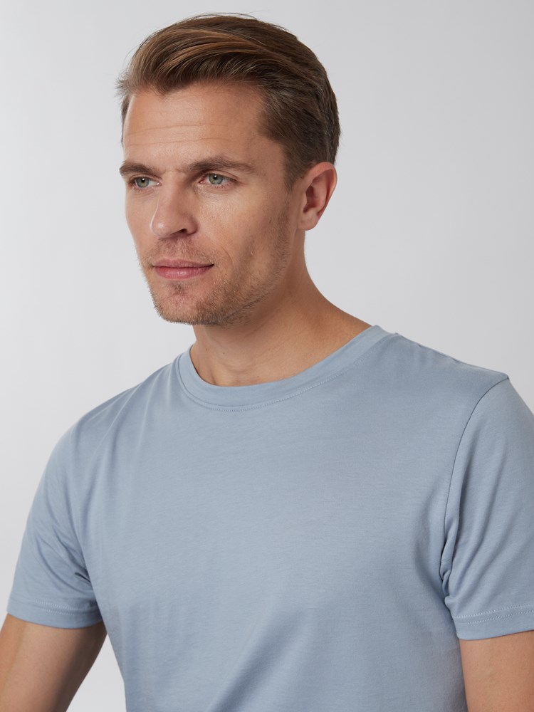 Ryan t-skjorte 7249554_EAT-VESB-S22-Modell-Right_chn=vic_2886.jpg_Right