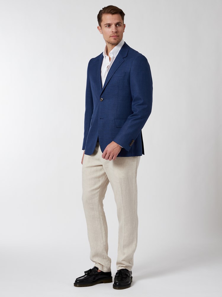 Jonathan blazer 7249593_EGZ-VESB-S22-Modell-Front_chn=vic_5647.jpg_Front||Front