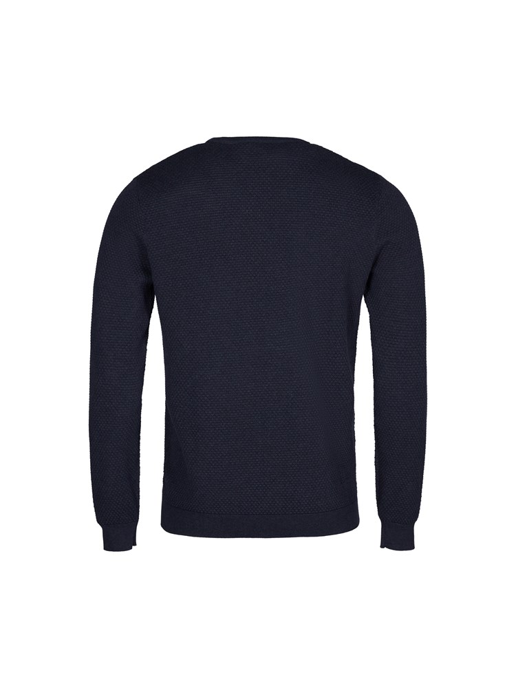 Theo genser 7249598_EM6-VESB-S22-Modell-Right_chn=vic_3959.jpg_Right||Right